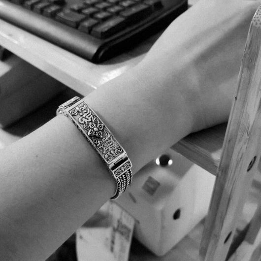 Pulsera de Plata Esterlina 925 para Hombre con Mantra de Seis Palabras - Image 5