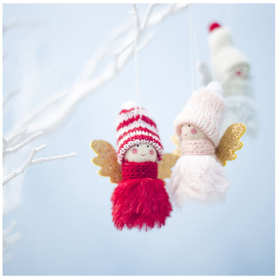 Dije Angelical Navideño de Peluche Suave para Niña - Image 4