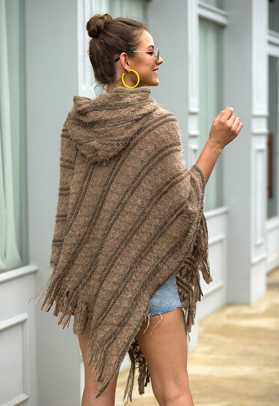 Capa con Capucha y Borlas - Image 15