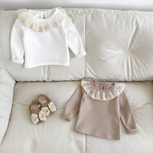 Blusa Base de Encaje Versátil para Niña - Image 4