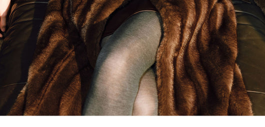 Abrigo Eco-fur con Cinturón de Silueta 3D y Textura Visón - Image 8