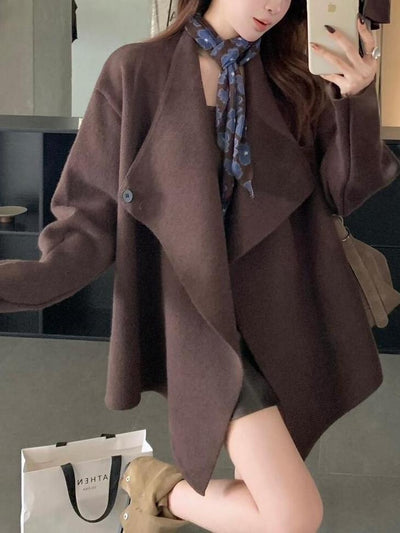 Cardigan Tejido de Largo Medio con Solapa Irregular - Image 19