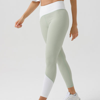 Pantalones de Yoga Regenerativos con Diseño Irregular - Image 9