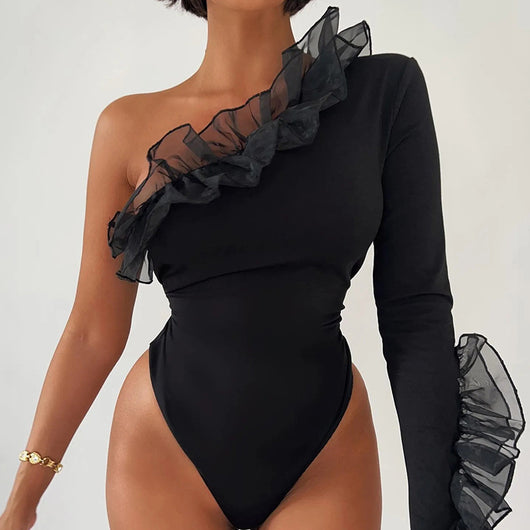 Bodysuit Elegante con Cuello Asimétrico y Manga Volante en Malla - Image 2