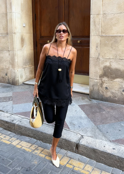 Top Strappy Sexy con Encaje - Estilo Chic y Sofisticado - Image 8