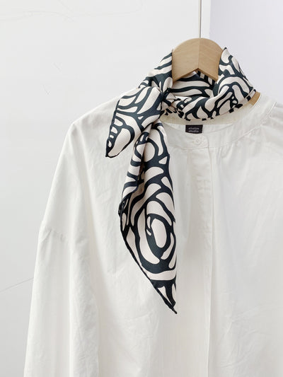 Pañuelo de Seda Twill Mediano Versátil - Image 10