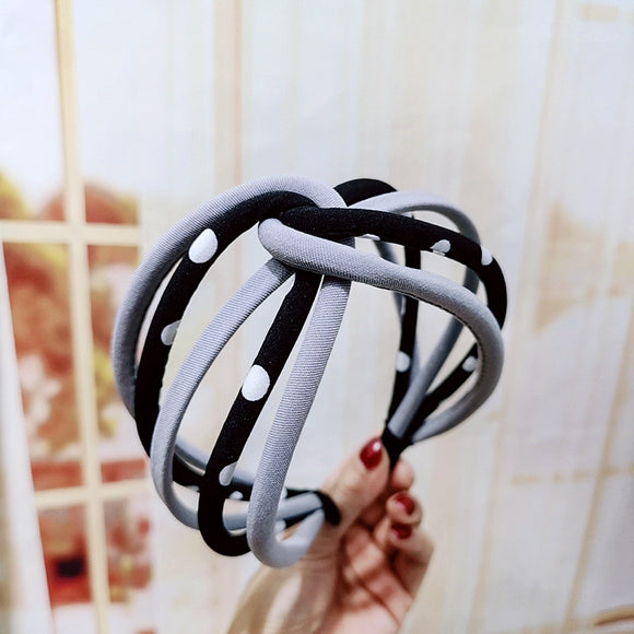 Diadema de Tela Versátil con Puntos y Colores Sólidos