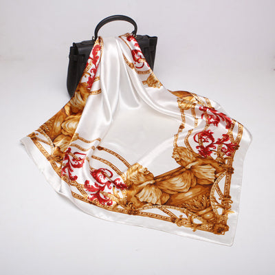 Pañuelo de Seda Estampado Cuadrado - Image 8