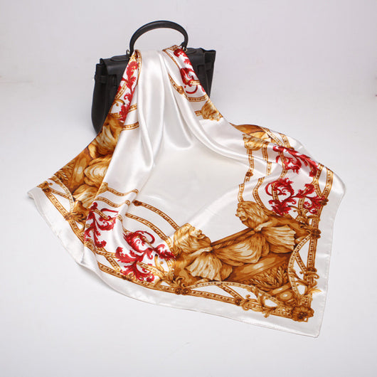 Pañuelo de Seda Estampado Cuadrado - Image 8