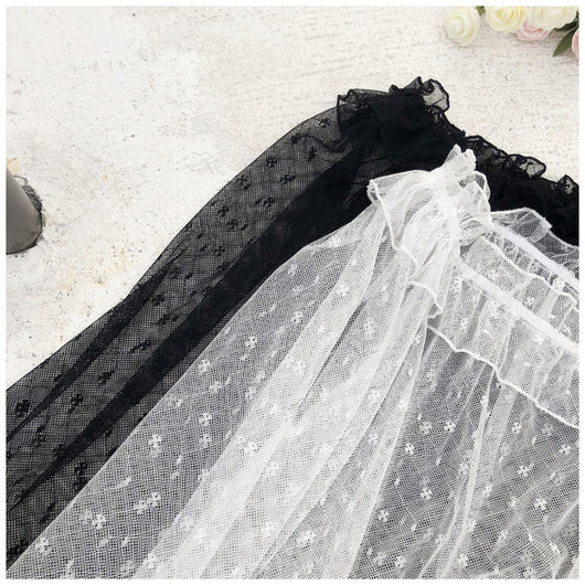 Blusa de Encaje con Volantes y Mangas Largas - Image 7