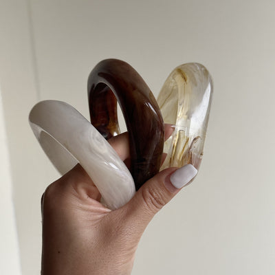 Pulsera de Acrílico Exagerada Estilo Europeo Americano con Diseño Translúcido Irregular - Image 15