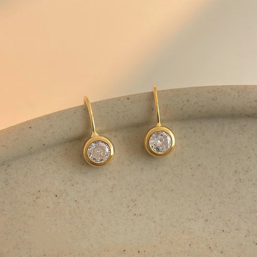 Aretes Minimalistas de Circón Redondo para el Día a Día - Image 6