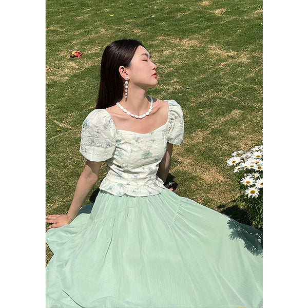 Blusa Corta Cuello Cuadrado con Mangas Abullonadas Estampado Floral