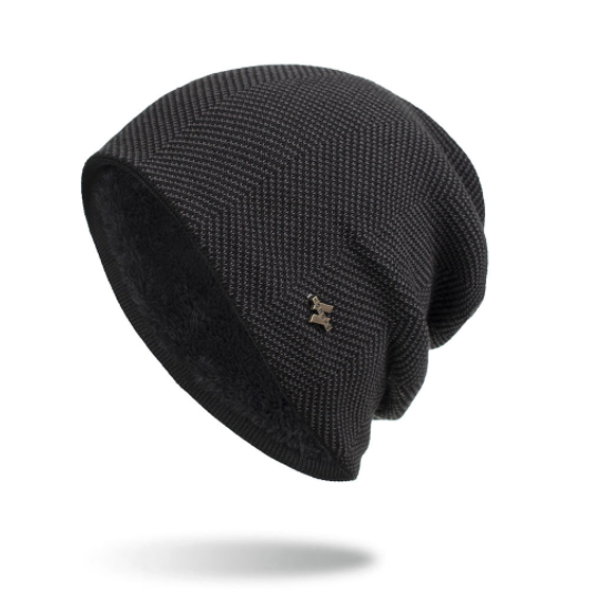 Gorro de Lana Tejido con Etiqueta Iron Label - Calidez y Estilo - Image 15