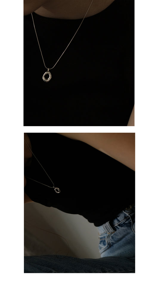 Collar Cadena Hueso de Serpiente Oro con Dije Redondo Irregular para Mujer - Image 19