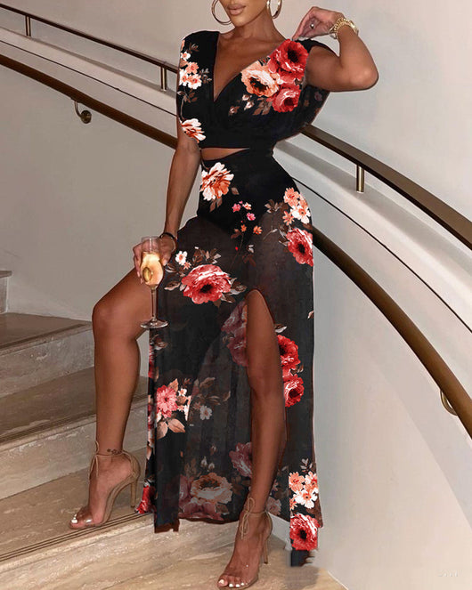 Traje de Falda Negra con Escote V y Detalles de Abertura - Estilo Europeo - Image 12