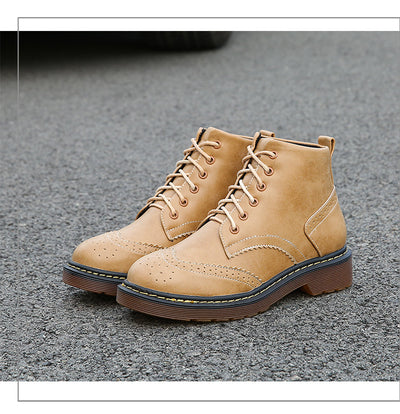 Botas Martin de Cordones en Encaje Británico para Mujer - Image 18
