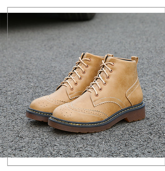 Botas Martin de Cordones en Encaje Británico para Mujer - Image 18