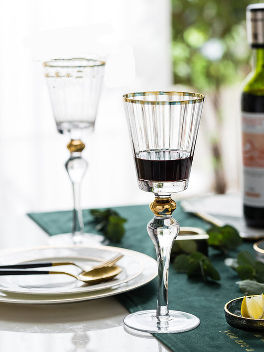 Copa de Vino Elegante y Refinada