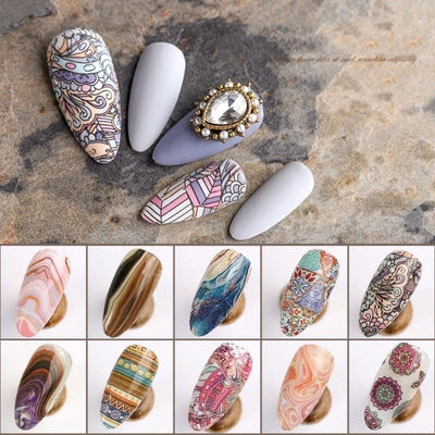 Calcomanías para Uñas Efecto Cielo Estrellado con Patrón Mármol Dorado Bohemio - Image 6
