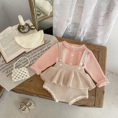 Conjunto de Dos Piezas para Bebé Niña - Cardigan Bicolor con Falda Pantalón Suspensores - Image 3