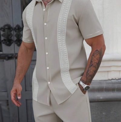 Conjunto de Camisa y Pantalones Cortos con Estampado en Solapa - Image 4