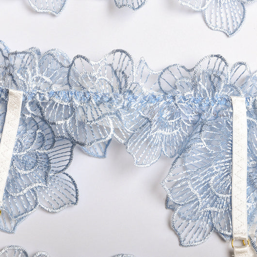 Conjunto de Lencería Transparente de Tres Piezas con Encaje Floral - Image 38
