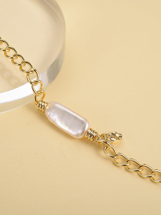 Pulsera Vintage Clásica con Perlas y Metal Europeo Americano - Image 2