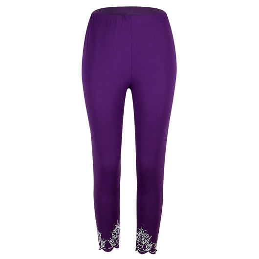 Pantalones Capri Ajustados con Estampado Reductor - Image 4