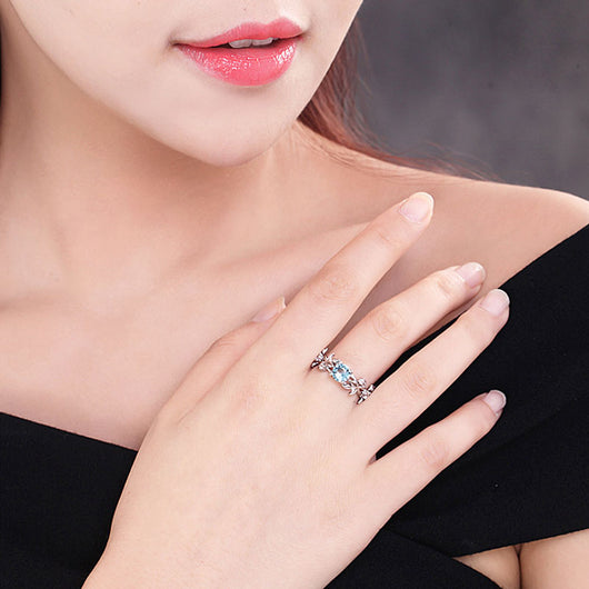 Anillo de Compromiso Princesa con Zirconia - Diseño Europeo y Americano