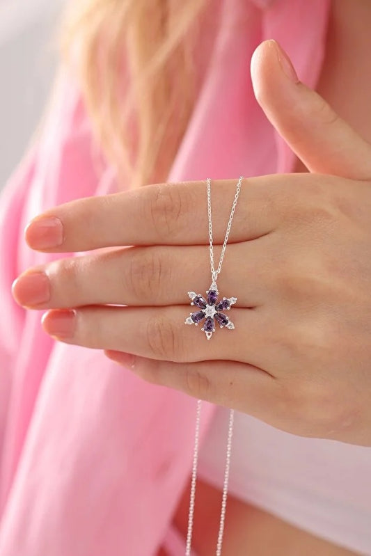 Collar de Plata 925 Loto Camelia con Piedra Amatista en Gota