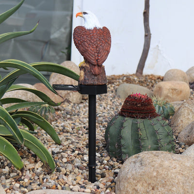 Lámpara Solar Decorativa Águila de Resina para Jardín y Exterior - Image 10