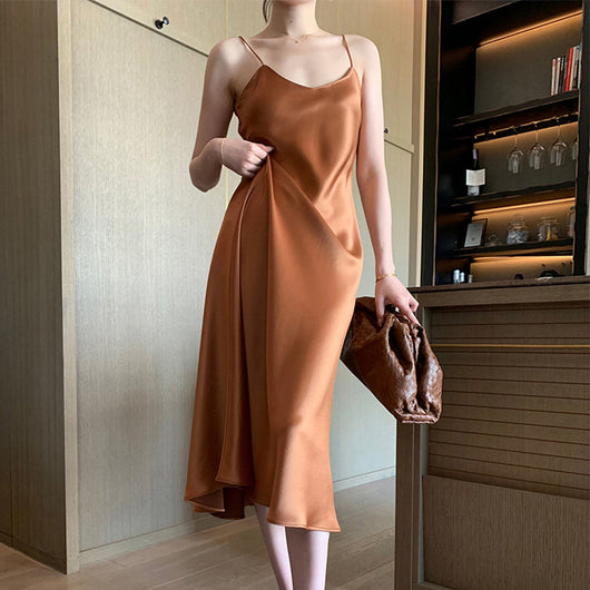 Vestido Slip de Acetato Satinado - Diseño Versátil Ajustable - Image 10