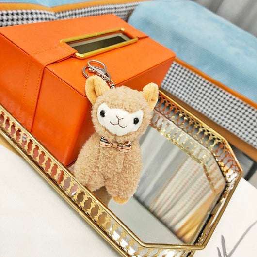 Llavero Peluche Alpaca Simulado - Adorable Caballo de Barro Miniatura - Image 4