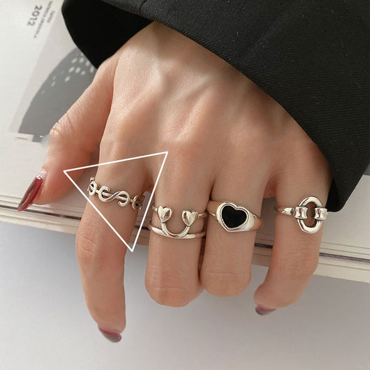 Anillo de Corazón y Carita Feliz con Diseño Dorado - Image 4