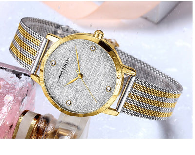 Reloj Silk Dial con Malla de Diamantes - Image 10