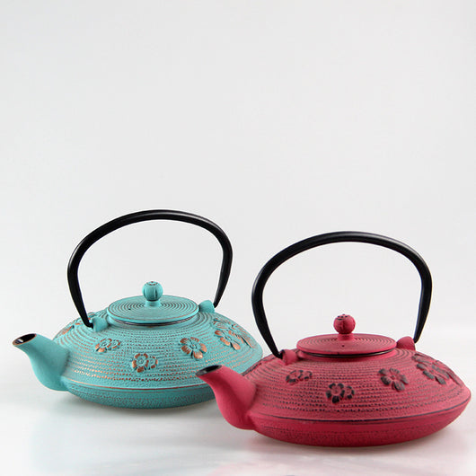 Tetera de Hierro Fundido Flor de Cerezo con Filtro Integrado para Té y Agua Caliente - Image 4