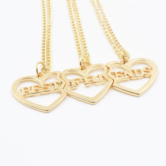Collar Colgante Corazón Tres Pétalos Dorado - Joyería Elegante - Image 2