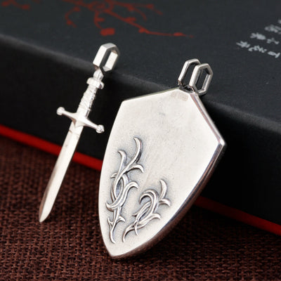 Pendiente Espada y Escudo para Hombre - Joya de Acero Inoxidable - Image 9