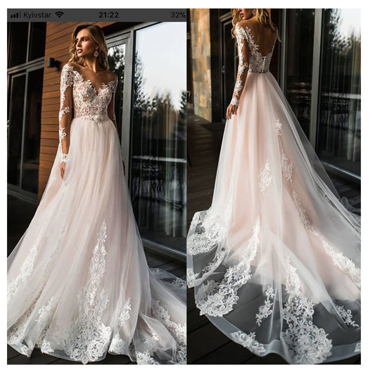 Vestido de Novia Manga Larga con Encaje Ajustado y Cola