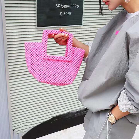 Bolsa Tote Blanca con Marco de Perlas