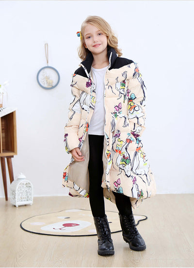 Abrigo Infantil de Plumón Europeo con Diseño Estampado y Lazo en la Cintura - Image 15
