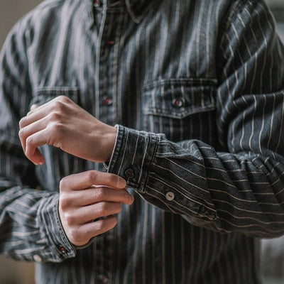 Camisa Denim Vintage a Rayas Verticales Manga Larga para Hombre - Image 17