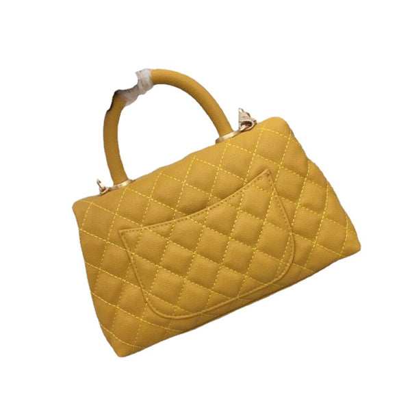 Bolso Bandolera de Cuero Caviar con Patrón de Cadena Diamante