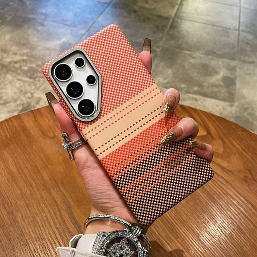 Funda Protectora Magnética de Fibra de Carbono y Kevlar con Absorción de Impactos - Image 15