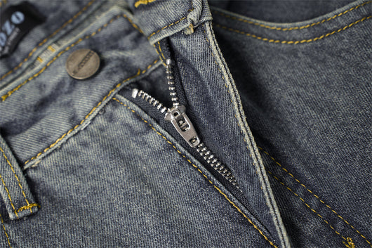 Jeans Rectos con Costuras Deconstruidas y Borde Plisado - Image 18