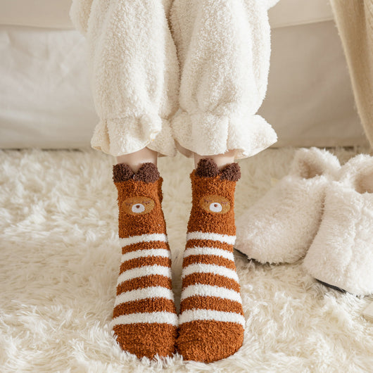 Calcetines Tubulares Suave con Diseño Tridimensional Animado para el Hogar - Image 43