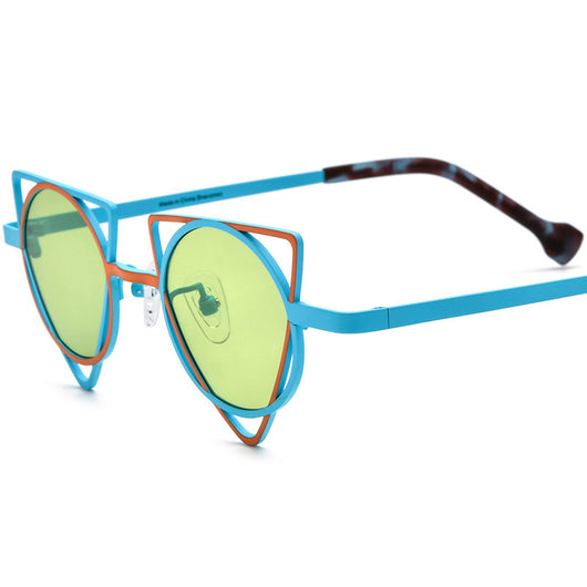 Lentes de Sol Titanio Puro para Mujer con Diseño Personalizado - Image 4
