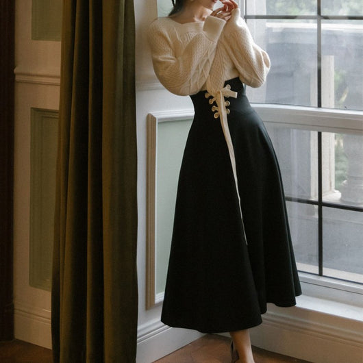 Conjunto de Falda y Suéter de Lujo Versátil - Image 9