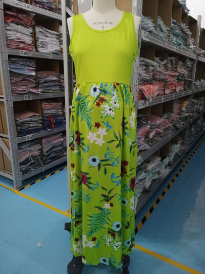 Vestido de Maternidad con Estampado y Costura Clásica - Image 15